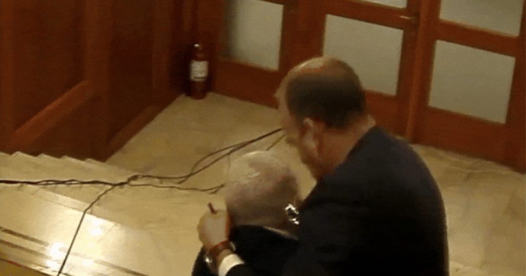 Scandalul din Parlament: Procesul lui Dan Vîlceanu și Florin Roman – O privire detaliată asupra incidentului și implicațiilor sale