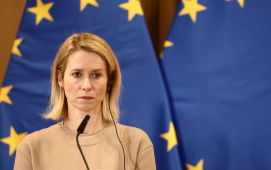 UE Își Reevaluează Politica de Finanțare: Impactul Suportului pentru Rusia și Iran