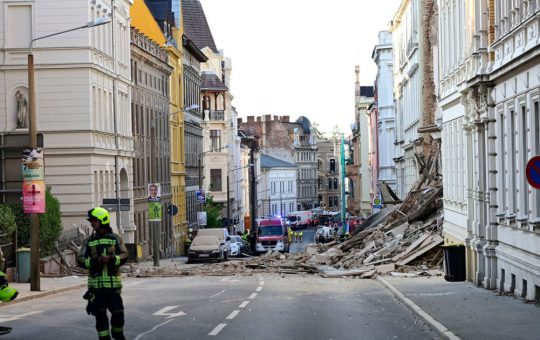 Tragedie în Germania: Două românce dispărute după prăbușirea unei clădiri în Gorlitz