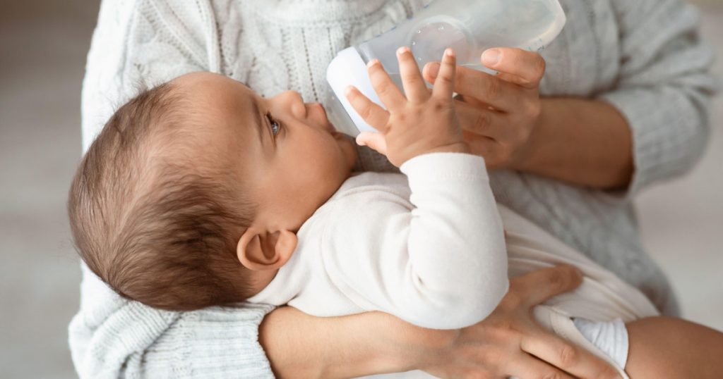 Controversa Nestlé și Danone: Întârzierea alertării privind toxina periculoasă pentru sugari și implicațiile acesteia