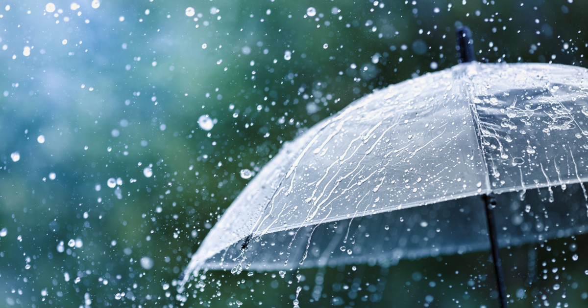 Avertizări meteorologice în România: Ploi și vânt puternic în jumătate de țară