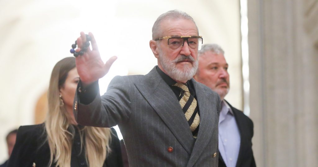 Gigi Becali și Complexitatea Politicii Românești: O Analiză a Consultărilor cu Nicușor Dan