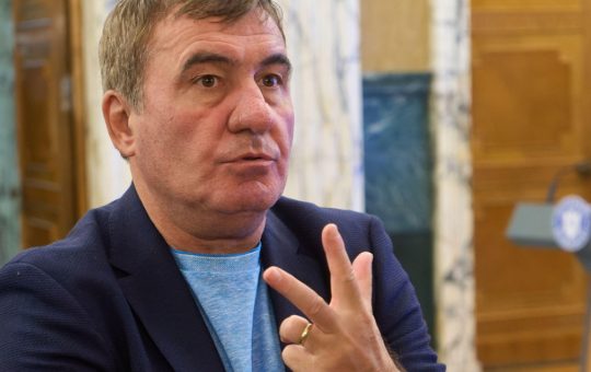Noua echipă tehnică a lui Gheorghe Hagi: O privire detaliată asupra antrenorilor secunzi și implicațiile pentru echipa națională a României