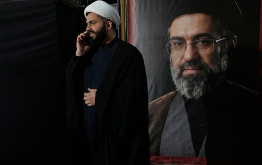 Mojtaba Khamenei: Liderul Suprem al Iranului în Umbra Speculațiilor