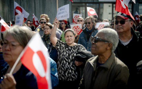 Protestele din Nuuk: Impactul deschiderii consulatului SUA asupra Groenlandei și relațiile internaționale
