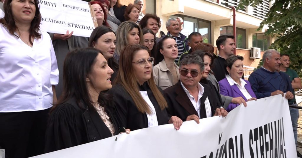 Judecătoria Strehaia în pericol de desființare: O analiză a protestelor și implicațiilor pentru comunitate