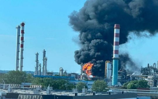 Tragedie la rafinăria MOL din Ungaria: Analiză detaliată asupra exploziei care a șocat o națiune