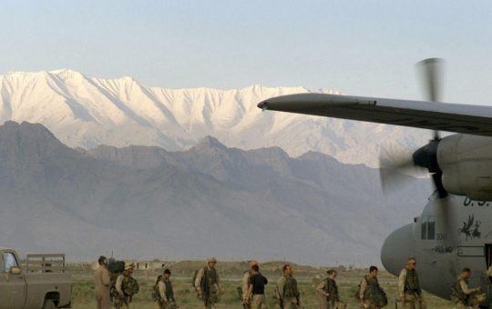 Strategia militară a SUA în Europa: Ce se ascunde dincolo de mutarea trupelor?