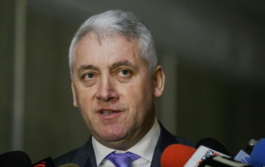 Transformările Politice în Era Digitală: O Analiză a Finanțării Partidelor și Rolul Influencerilor în Campaniile Electorale