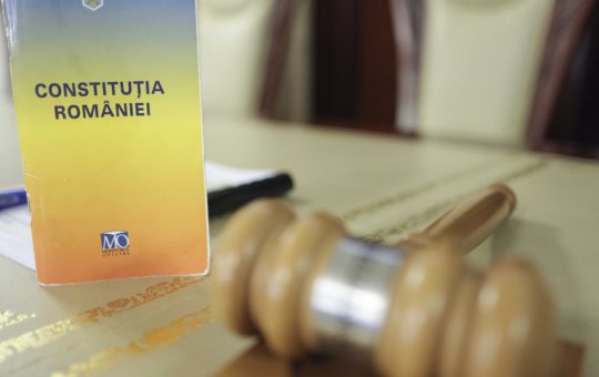 Provocările constituționale ale modificărilor legislative în procedura penală: Analiza sesizării ICCJ către CCR