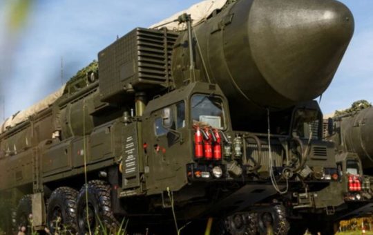 Rusia și Racheta Hipersonică Oreșnik: O Amenințare Imediată pentru Ucraina și Stabilitatea Regională