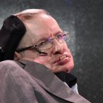 Jurnalele secrete ale tatălui lui Stephen Hawking: O privire intimă asupra relației părinte-fiu și provocările vieții
