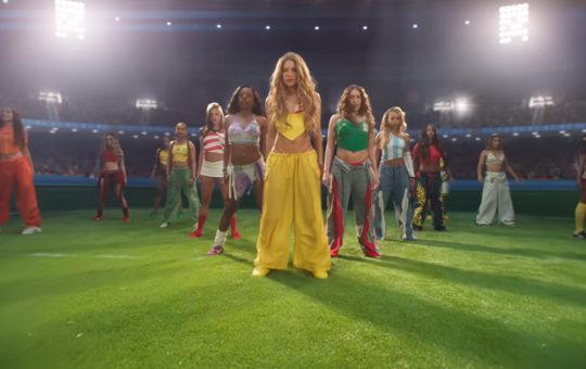 Shakira revine cu un nou imn al fotbalului: „Dai Dai” – O analiză a impactului cultural și sportiv al melodiei oficiale a Campionatului Mondial 2026