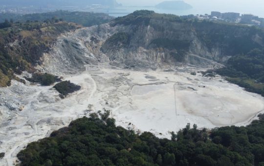 Campi Flegrei: O Amenințare Vulcanică în Creștere pentru Europa