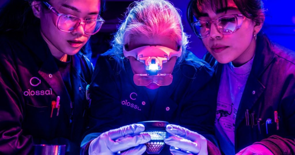 Reînvățarea Gigantului: Cum Colossal Biosciences Visează Să Readucă Moa la Viață