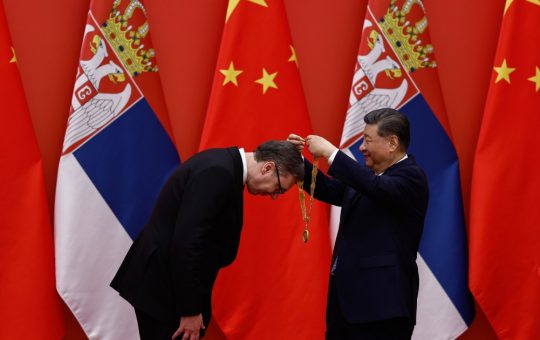 Colaborarea Sino-Sârbească: O Privire Detaliată Asupra Relațiilor Strategice Dintre China și Serbia