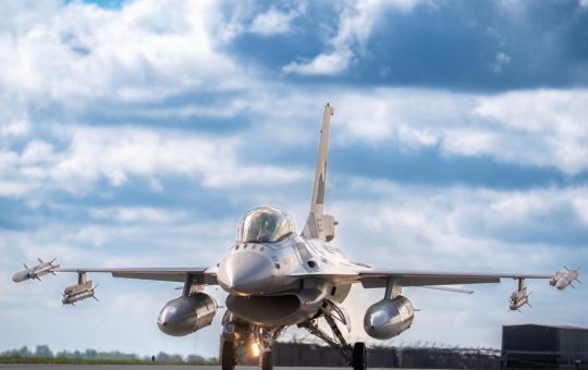 Eroii din Cer: Impactul Misiunilor Aeriene Române în Securitatea Estoniană
