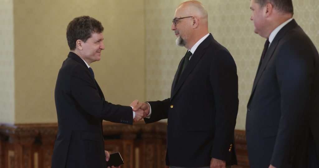 Reconfigurarea Coaliției de Guvernare: Viziunea lui Kelemen Hunor și Provocările Politice Actuale