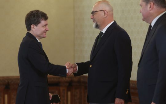 Reconfigurarea Coaliției de Guvernare: Viziunea lui Kelemen Hunor și Provocările Politice Actuale