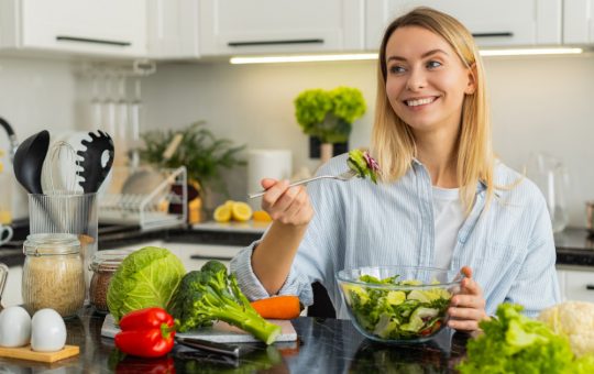 Fibre și bacterii benefice: Ghid complet pentru un tranzit intestinal sănătos