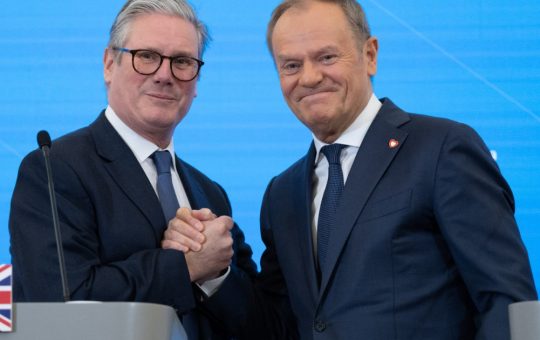 Marea Britanie și Polonia: Un Parteneriat Strategic Împotriva Amenințărilor Rusiei