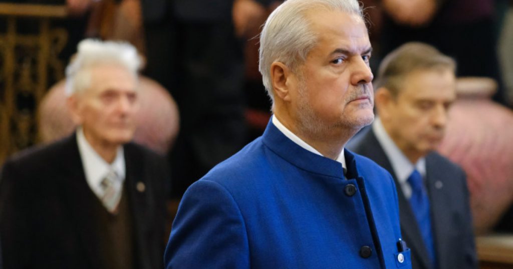 Controversa dintre Adrian Năstase și Corneliu Coposu: O privire în istoria politică românească