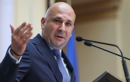 România: O țară bogată, dar sărăcită de birocrație și lipsa de viziune economică
