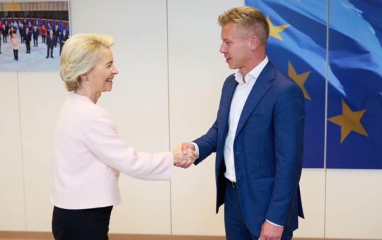 Reluarea relațiilor Ungariei cu Bruxelles: Provocări și oportunități în întâlnirea dintre Peter Magyar și Ursula von der Leyen