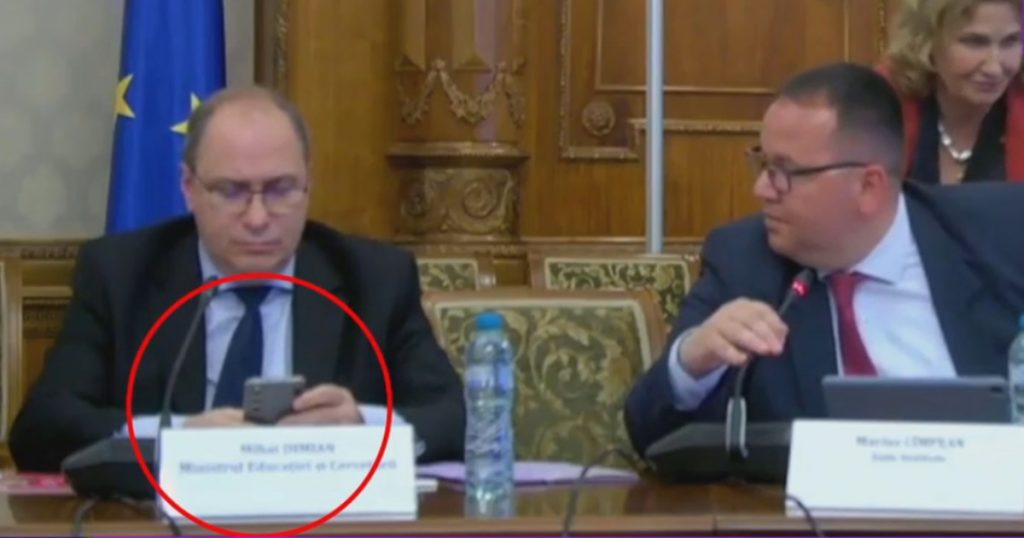 Gestul simbolic al lui Mihai Dimian: O donație care deschide un dialog despre responsabilitate și educație