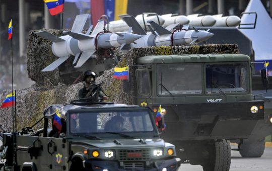 Transferul Arsenalului Sovietic al Venezuelei către Ucraina: O Amenințare pentru Moscova și Implicațiile Sale Geopolitice