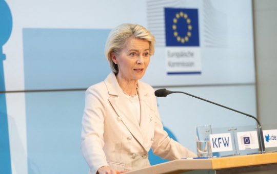 Confruntarea economică dintre UE și China: Planul Ursulei Von der Leyen stârnește diviziuni interne