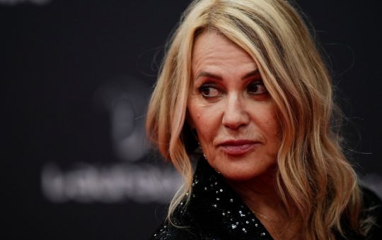 Nadia Comăneci: O legendă a sportului românesc onorată cu Ordinul Național „Steaua României”