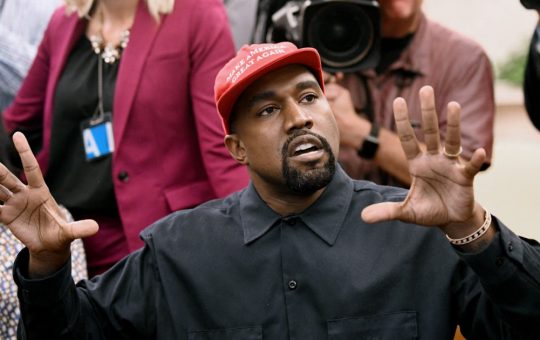 Anularea concertului lui Kanye West în Italia: O analiză a siguranței publice și a impactului cultural