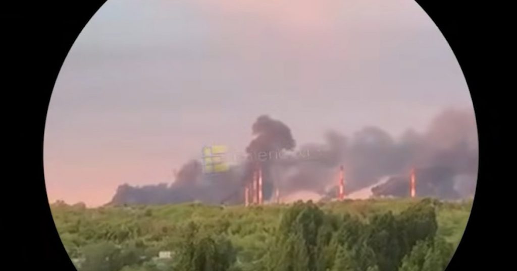 Tensiuni în Creștere: Atacurile Ucrainei asupra Rafinăriilor Rusești și Impactul Asupra Conflictului Regional