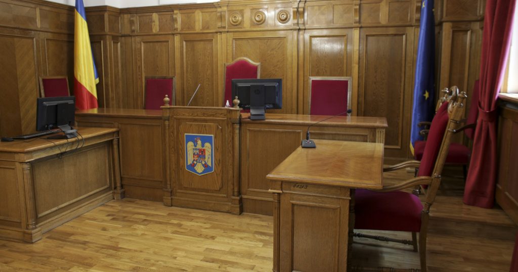 Tensiuni în sistemul judiciar: Grefierii suspendă protestele, dar viitorul rămâne incert