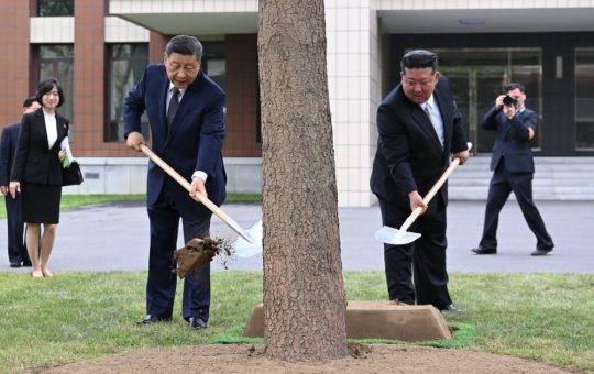 Relațiile Sino-Coreene: O Nouă Eră de Colaborare între Kim Jong Un și Xi Jinping