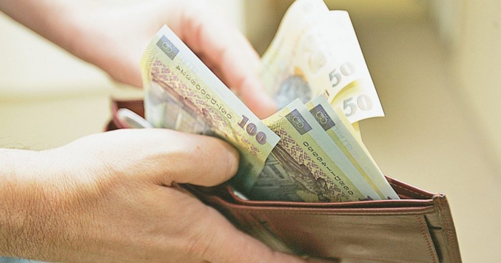 Perspectivele salariale ale românilor în 2026: O analiză detaliată asupra creșterii salariilor și puterii de cumpărare