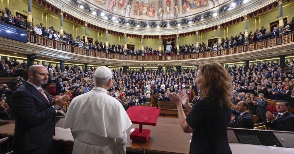 Discursul Papei Leon al XIV-lea în Parlamentul Spaniei: O Apelare la Dreptate și Etica Globală