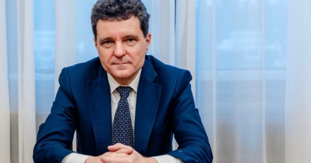 Nicușor Dan și Provocările Tranziției către o Economie Verde: O Analiză Detaliată