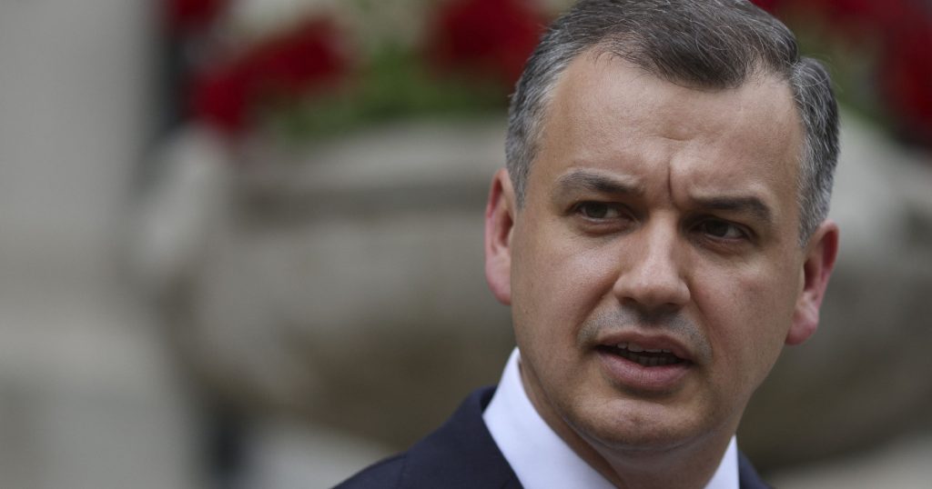Eugen Tomac și provocările formării noului Guvern: O analiză detaliată a negocierilor politice din România