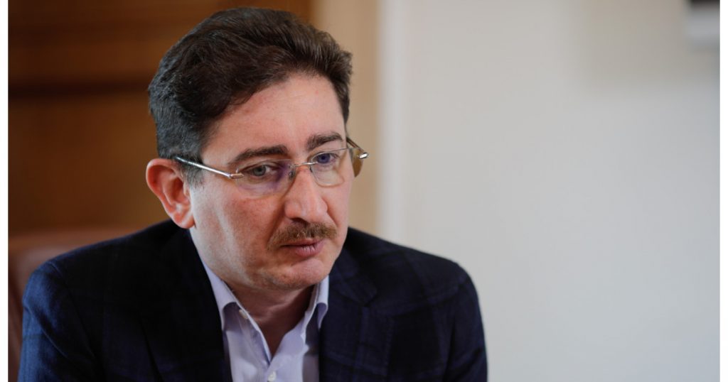 Controversă în sistemul bancar din România: Impactul influenței băncilor asupra ROBOR și implicațiile economice