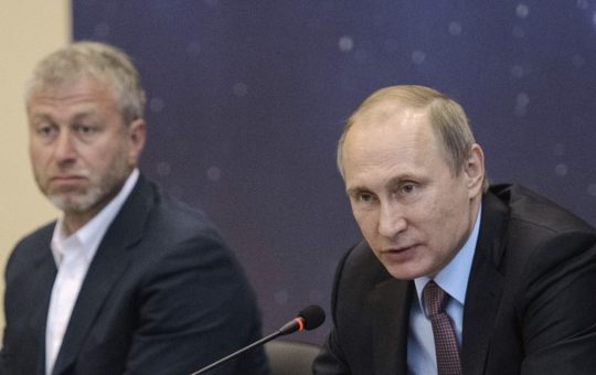Mesajele lui Zelenski către Putin prin intermediul lui Abramovici: O nouă încercare de dialog în contextul conflictului ucrainean