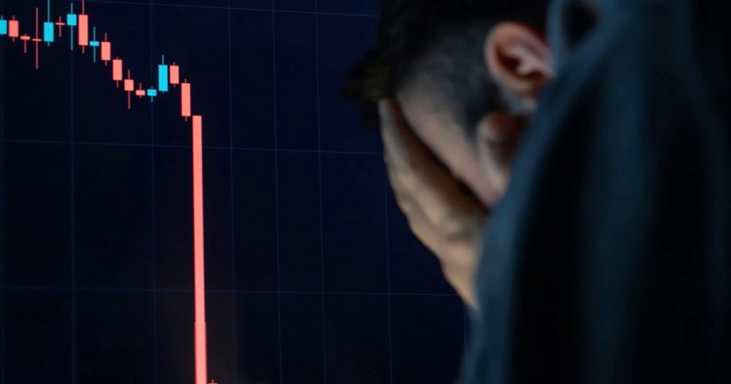 Criptomonedele: De la Investiție la Dependență - O Analiză Profundă a Impactului Asupra Societății