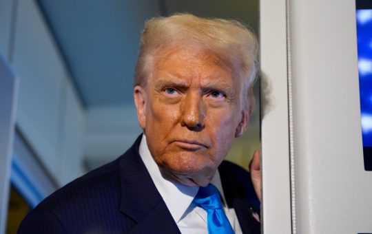 Trump și strategia americană în Iran: O analiză a perspectivei militare și diplomatice
