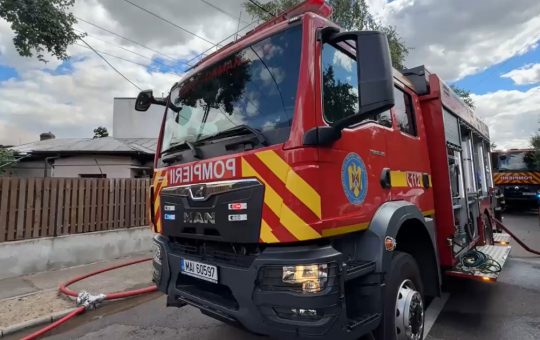 Incendiul devastator de la depozitul de fier vechi din Sighișoara: Cauze, intervenții și impactul asupra comunității