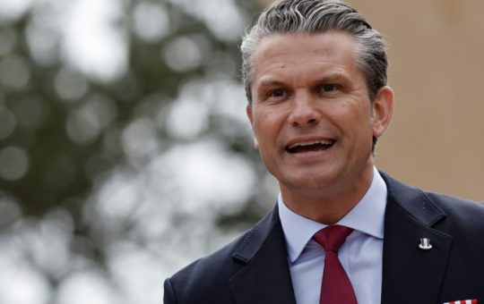 Controversele discursului lui Pete Hegseth de Ziua Z: O profanare a memoriei soldaților din Normandia?