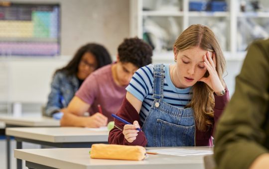 Bacalaureatul 2026: Constrângerile și Provocările Examenului Național