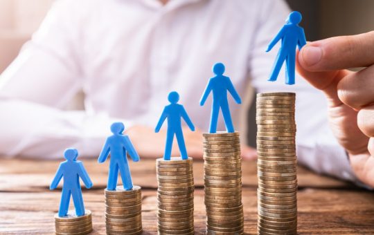 Transparența salarială în România: O schimbare esențială în peisajul muncii