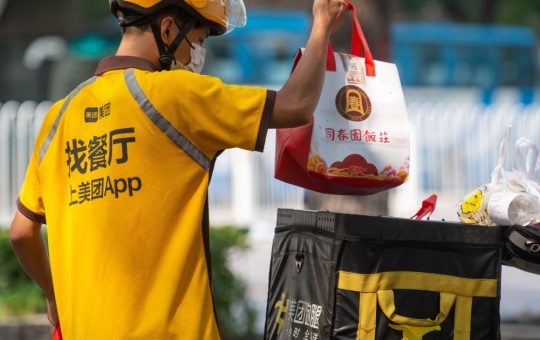 Bucătăriile Fantomă: O Provocare pentru Economia Digitală a Chinei