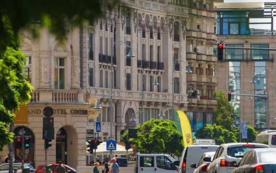 Bucureștiul la coada clasamentului: Analiza Happy Index 2026 și implicațiile pentru capitala României